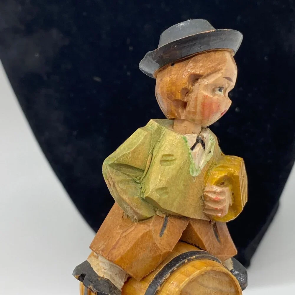 Vintage ANRI Bobble Head Boy on Barrel Cork Wine Bottle Stopper Handcarved Italy